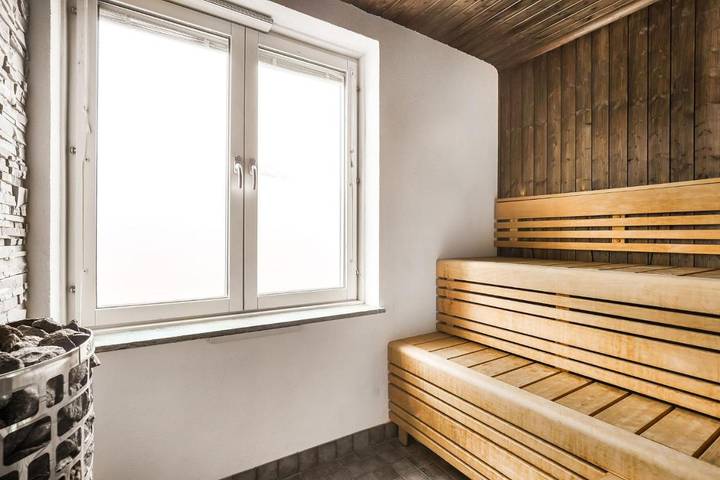 Hotel für 3 Personen, mit Sauna und Terrasse in Linköping - 4