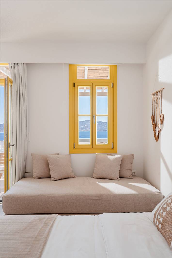Gîte pour 3 personnes, avec piscine et balcon, adapté aux familles dans Milos - 4