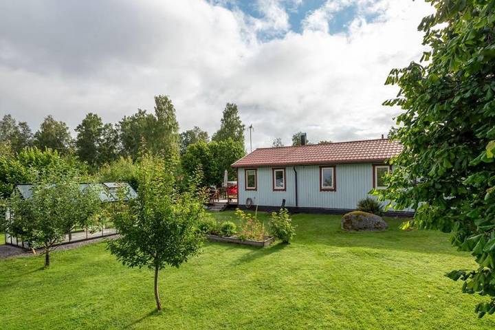 Ferienhaus für 4 Personen, mit Terrasse und Garten sowie Sauna und Ausblick