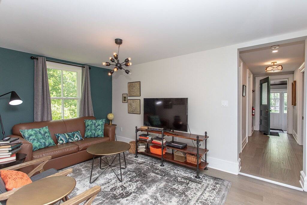 Upscale Quality Downtown Bei Der Shaw W Hochwertige Betten Und Ausstattung - in Niagara-on-the-Lake, Niagara Fälle