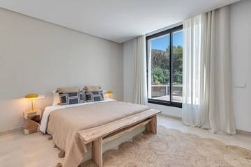 Villa for 12 People in Marbella West, Marbella, Photo 3