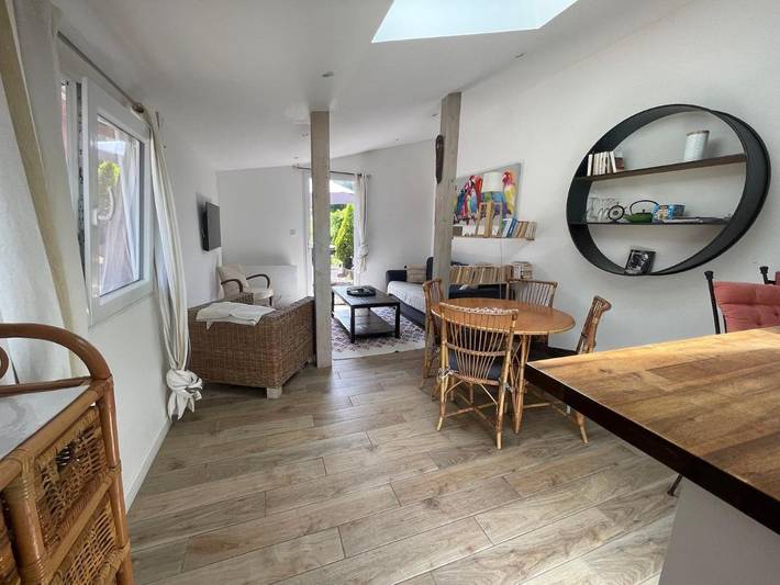 Location de vacances pour 5 personnes, avec vue ainsi que jardin et piscine à Herbignac - 4