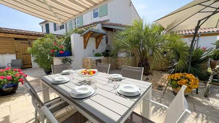 Cottage pour 6 personnes, avec jardin, animaux acceptés à Loix