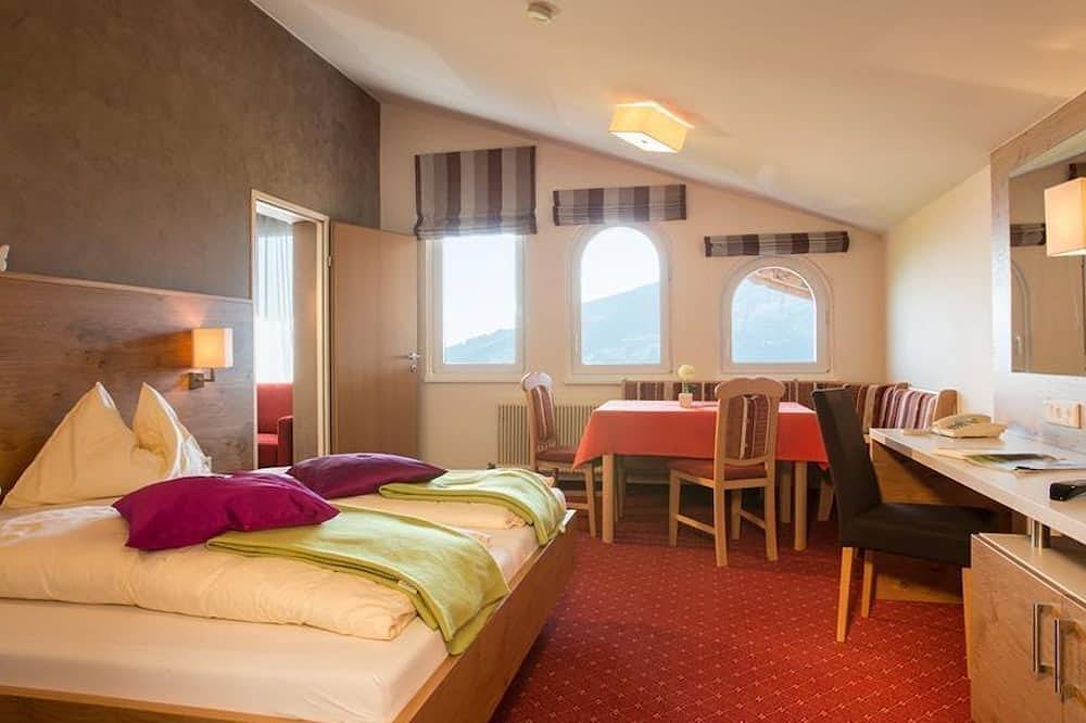 Familienzimmer mit Dusche, Wc - Haus Central in Rohrmoos, Schladming-Dachstein
