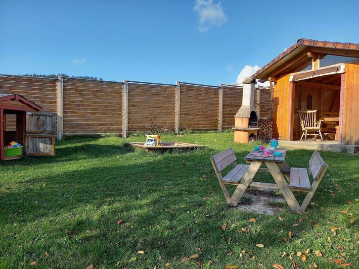 Ganze Wohnung, Ferienwohnung 'Sternenhimmel, 35qm' mit Gemeinschaftsgarten und Wi-Fi in Waldau (Titisee-Neustadt), Titisee-Neustadt