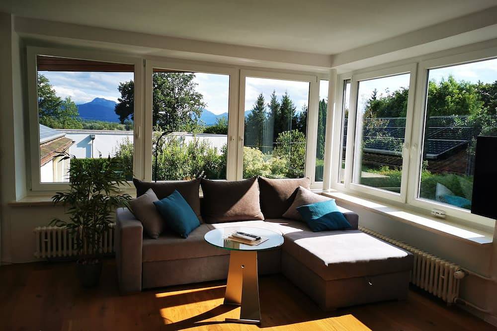 Ganze Wohnung, Ferienwohnung Kaiserblick\nruhige Lage, zentral gelegen. in Stephanskirchen, Landkreis Rosenheim