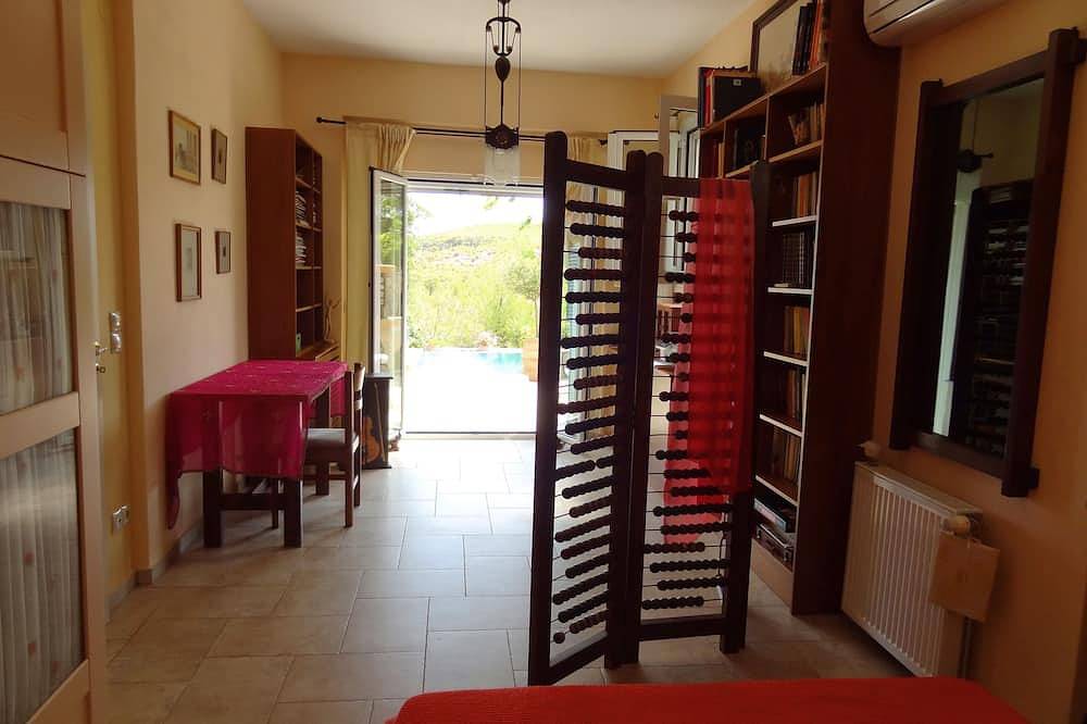 Antike Geschichte Kultur Triff die Gegenwart In eleganten Komfort in Agios Konstantinos (Attika), Regionalbezirk Ostattika