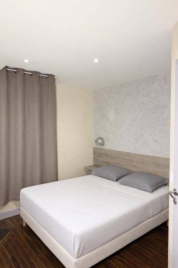 Hôtel pour 2 personnes, avec vue et terrasse à Malesherbes