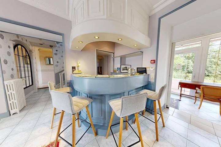 Gîte pour 30 personnes, avec Balcon et Jardin à Tessy-sur-Vire
