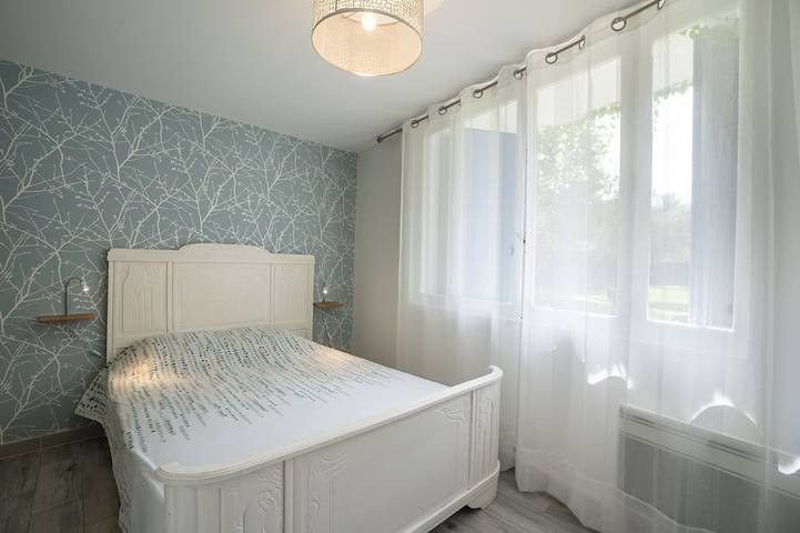 Location de vacances pour 12 personnes, avec terrasse et jardin à Grans - 2