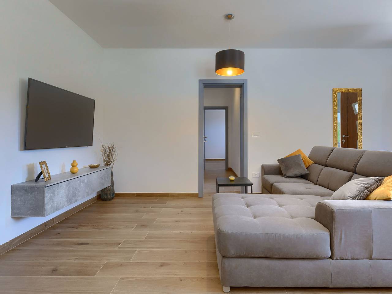 Geheel appartement, Eroa in Žminj, Centraal Istrië