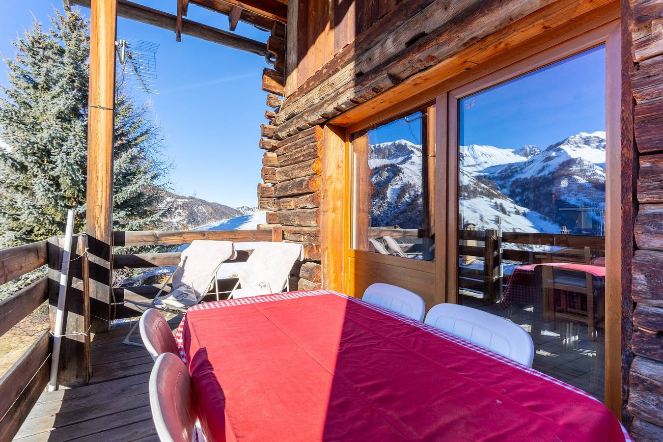 Ganze Wohnung, Duplex Jouve mit außergewöhnlicher Aussicht in Saint-Véran, Queyras