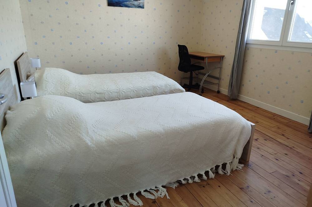 House for 6 people, 500m from the beach and shops.  Pets allowed. in Saint-Lunaire, Saint-Malo und Umgebung