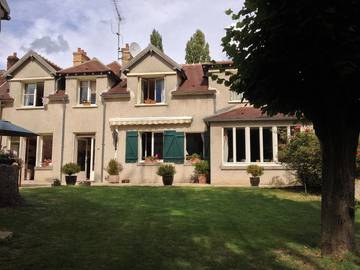 Chambre d’hôte pour 5 personnes, avec jardin dans Parc naturel régional Oise - Pays de France