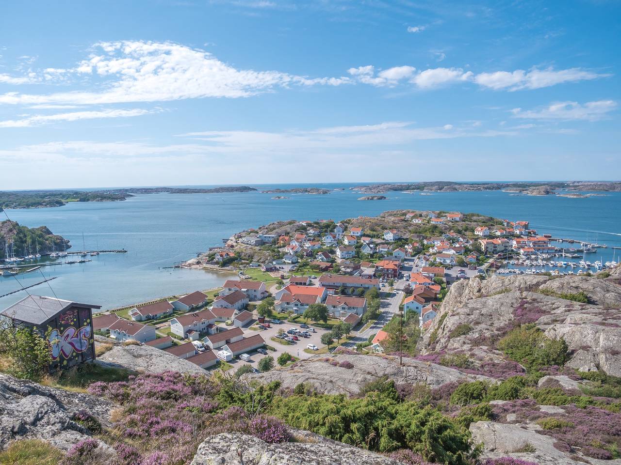 Se09113 in Ellös, Orust