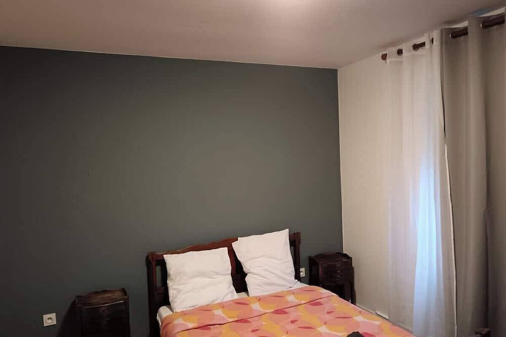 Quiet, peaceful neighbourhood, close to all amenities in Carhaix-Plouguer, Châteaulin und Umgebung