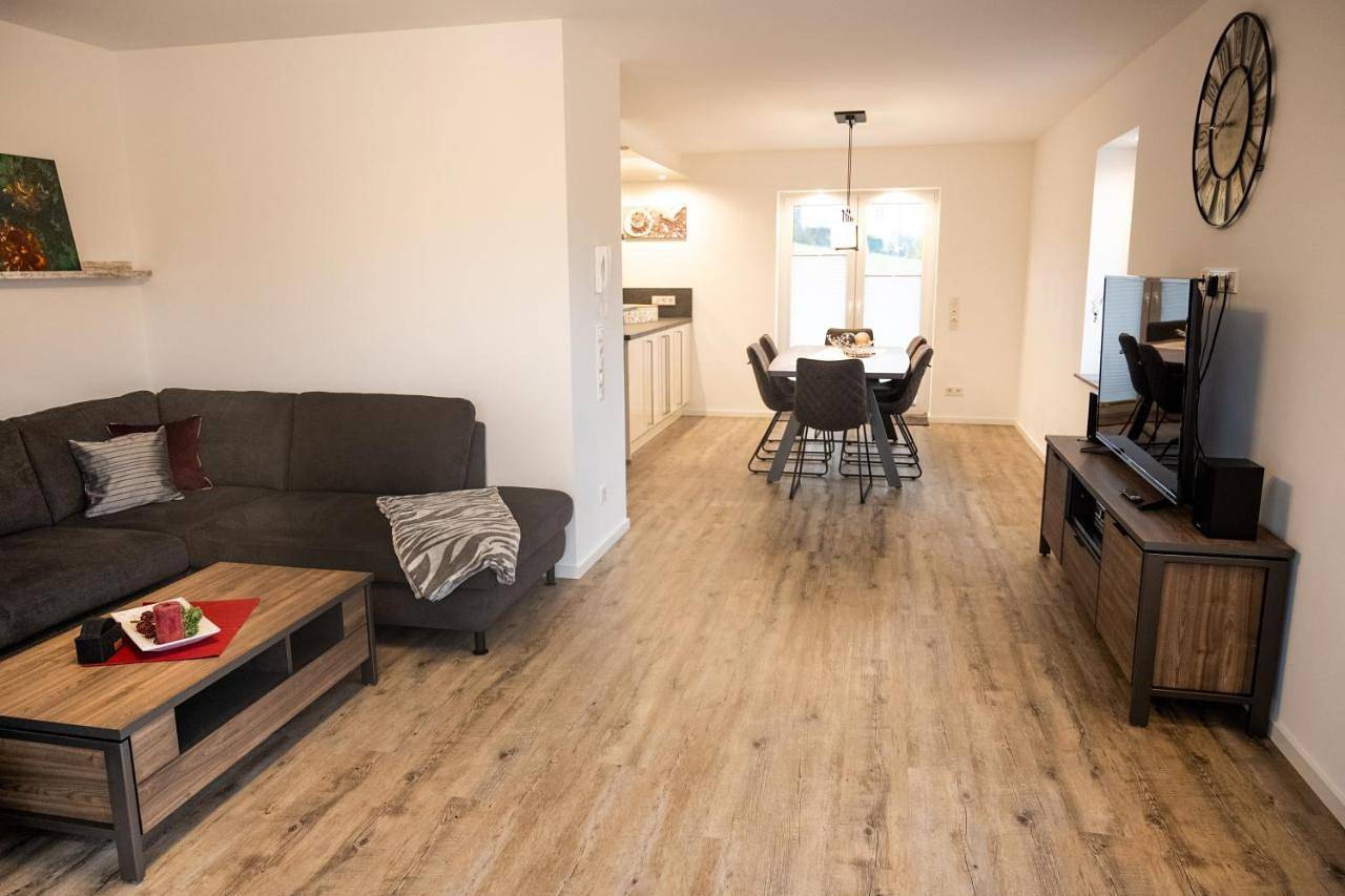 Appartement entier, Three-Bedroom Apartment in Burbach, Arrondissement d'Eifel-Bitburg-Prüm