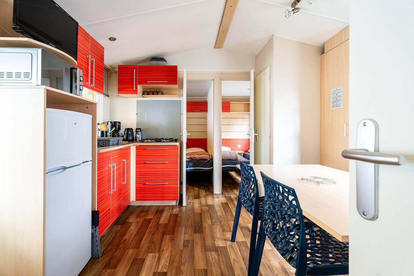 Mobilheim 'Mobihome B023 nahe Europapark' mit privater Terrasse und Gemeinschaftsgarten in Boofzheim, Region Sélestat-Erstein