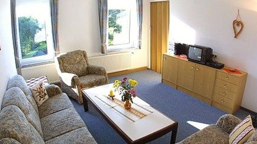 Ferienwohnung für 4 Personen, mit Garten und Terrasse, kinderfreundlich in Ostbense