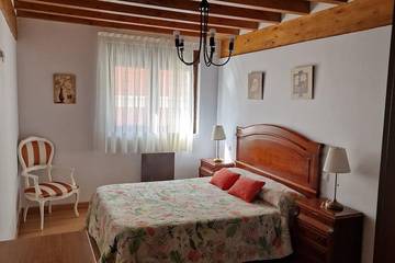 Casa Rural para 6 Personas en Queveda, Santillana del Mar, Foto 2