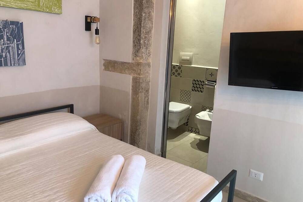 Locus Pendinelli Trani.The philosophy of a b&b, the details of a hotel!!! in Trani, Barletta-Andria-Trani