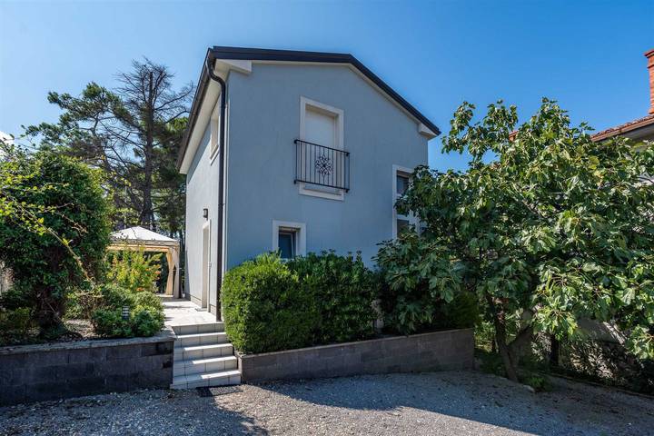 Ferienhaus Andrea in Malinska in Malinska-Dubašnica, Krk