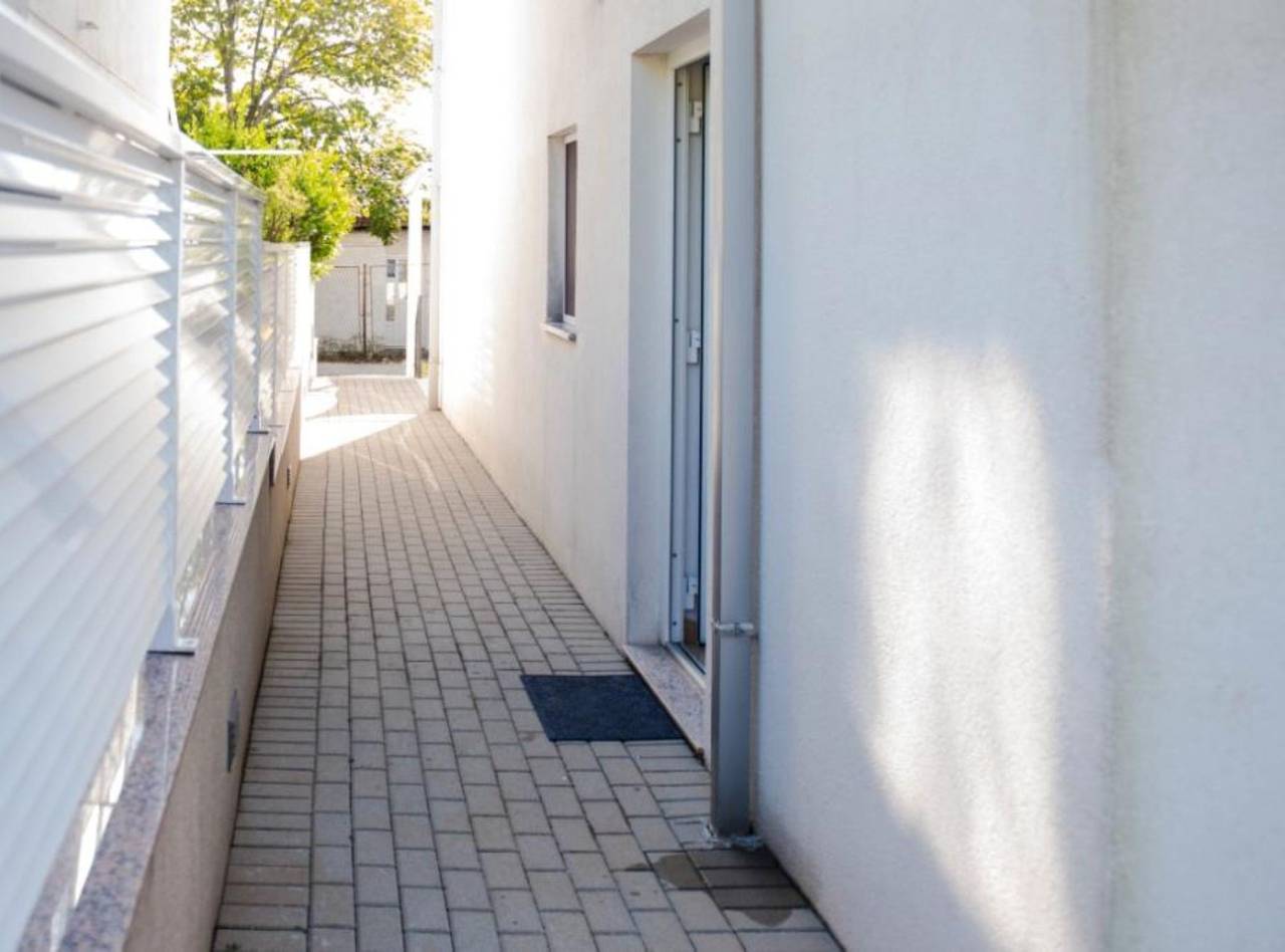 Ganze Wohnung, Ferienwohnung für 5 Personen mit Meerblick in Zaostrog, Makarska Riviera