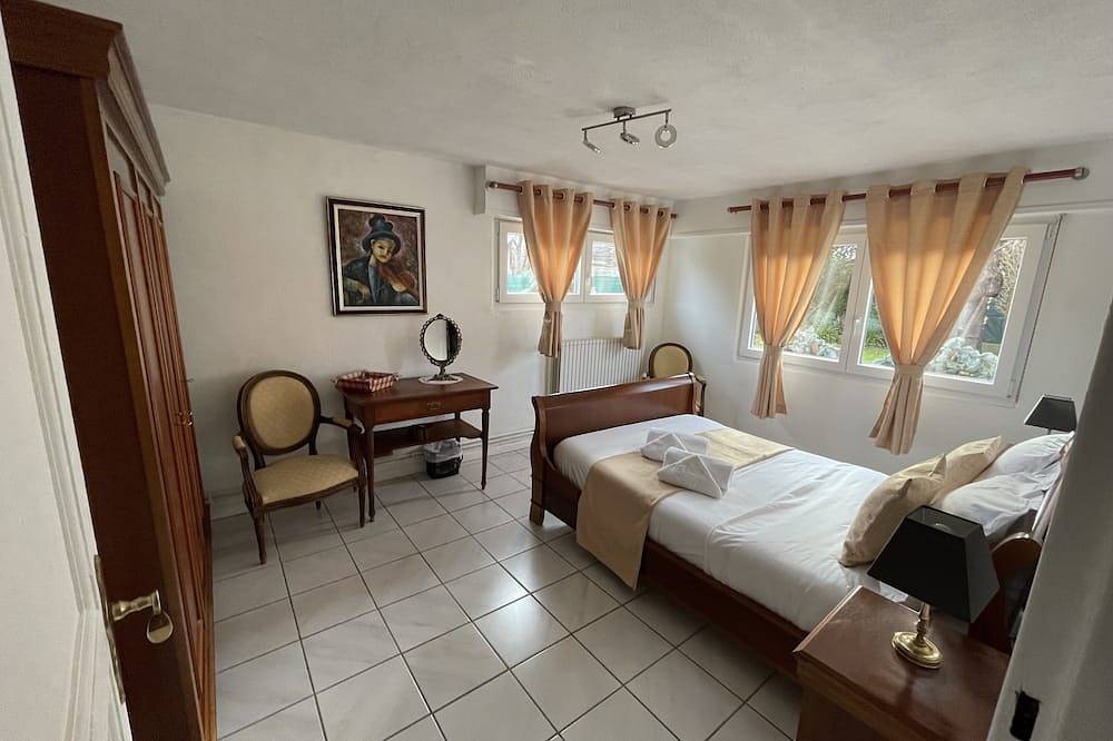 Appartamento intero, Colmar piccolo giardino del semm 6 a 10 persone, parcheggio 4 auto private e ferro in Colmar, Colmar e dintorni