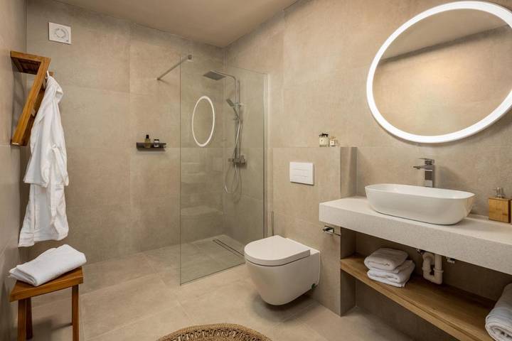 Villa pour 8 personnes, avec jardin et piscine ainsi que sauna et jacuzzi à Slano - 4