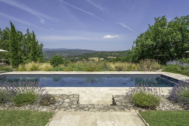 Gîte pour 12 personnes, avec piscine à Céreste - 3