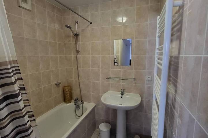 Entire apartment, Modern Luxury Apartment in Châtel, only 150m from Lifts and Resort Centre. in Châtel, Les Portes du Soleil