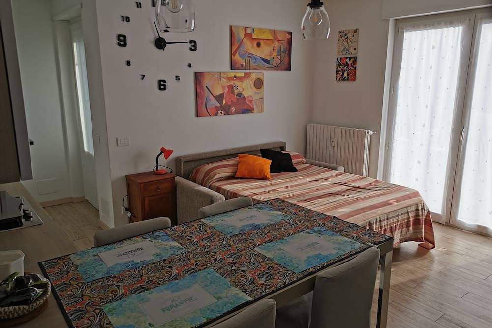 Ganze Wohnung, Zweizimmerwohnung mit Parkplatz in Tirano (stadt), Tirano