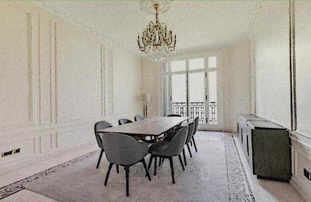 Two-Bedroom House in Eiffelturm, Paris