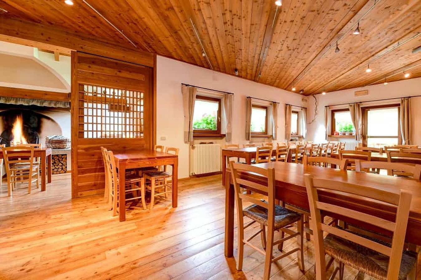 Chalet 'Agriturismo Casa Al Campo' mit Bergblick, privatem Pool und Wi-Fi in Giustino, Brentagruppe