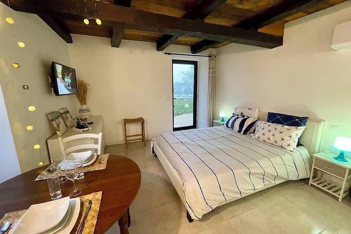 Gîte pour 2 personnes, avec piscine et jardin dans Castelnau-Montratier-Sainte-Alauzie - 3