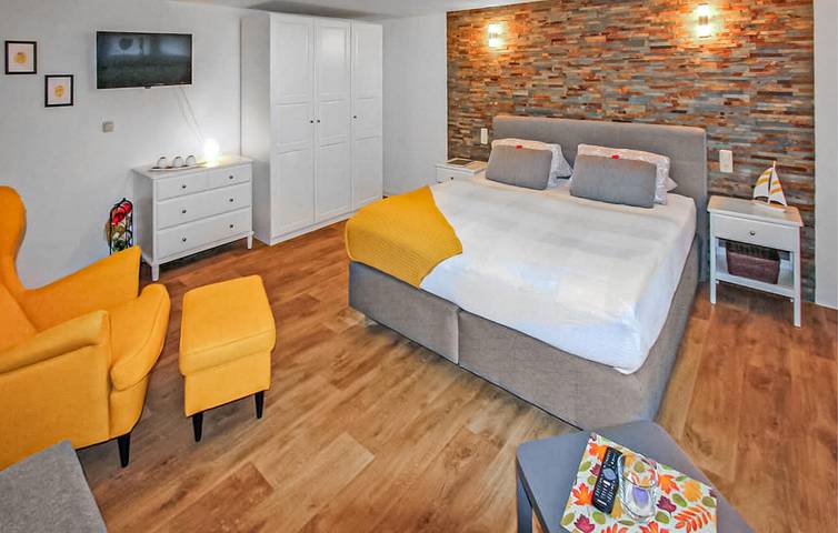 Ferienwohnung für 3 Personen, mit Terrasse in Vogelsang-Warsin - 2