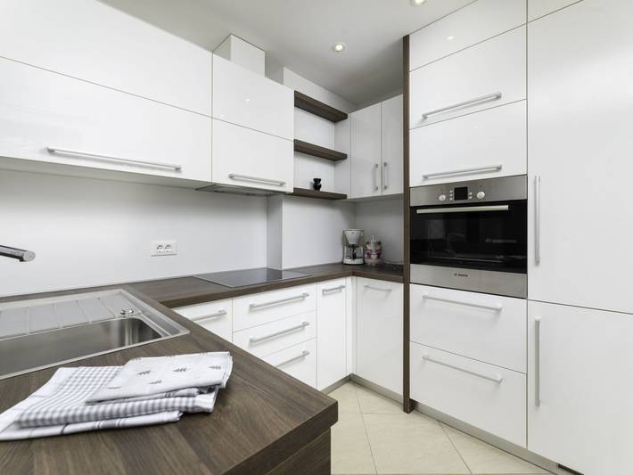 Ganze Wohnung, Apartment Seafront Maris - 2 in Soline, Krk