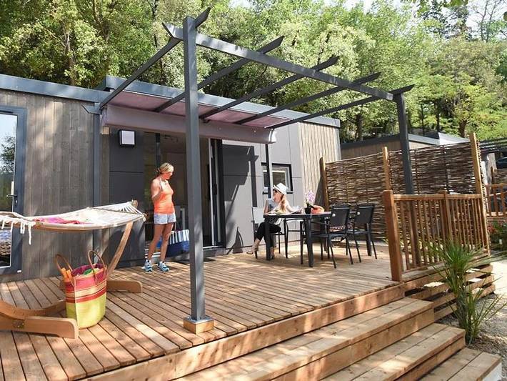 Camping Sites et Paysages - Les Pinèdes  - Mobilheim 5 personen - Cottage Premium Spa Taos in La Colle-sur-Loup, Mittelmeerküste (Frankreich)