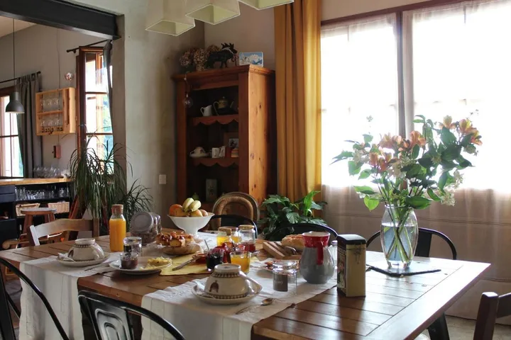 Chambre d’hôte pour 4 personnes, avec terrasse ainsi que jardin et jacuzzi - 1