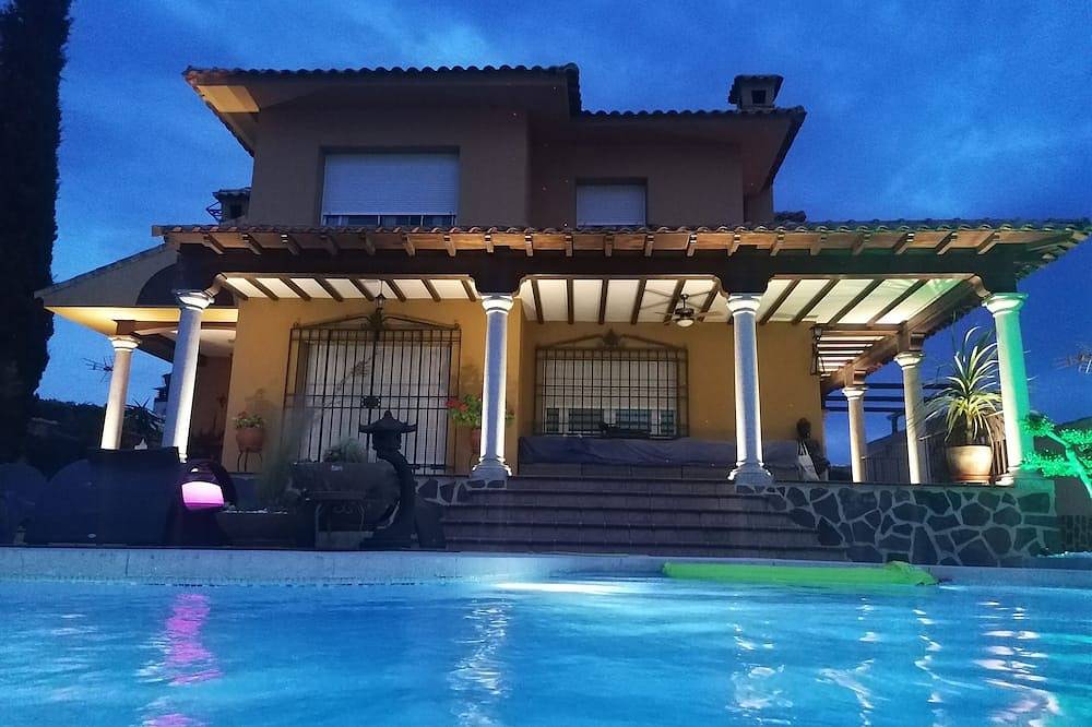 Charming villa in Cobisa, Toledo Province