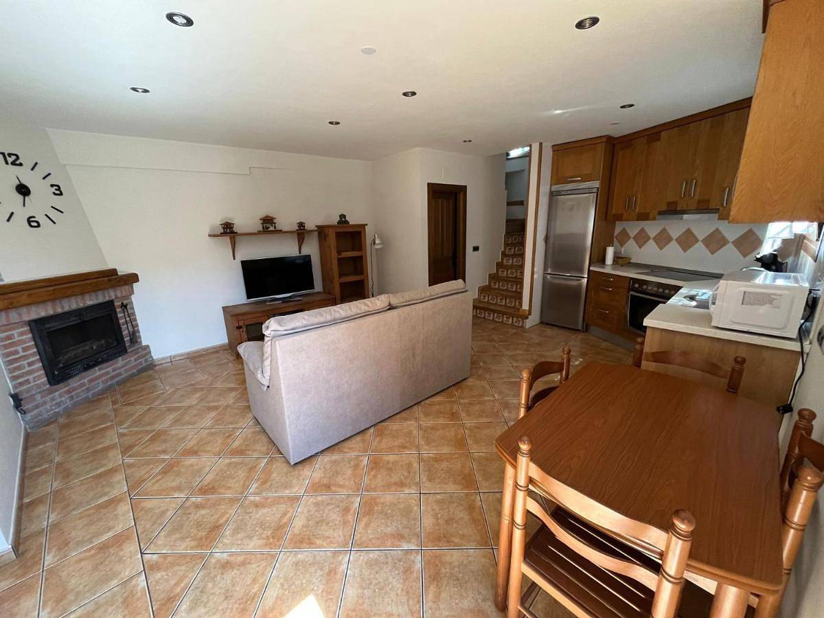 Two-Bedroom House in Cangas de Onís, Côte Cantabrique