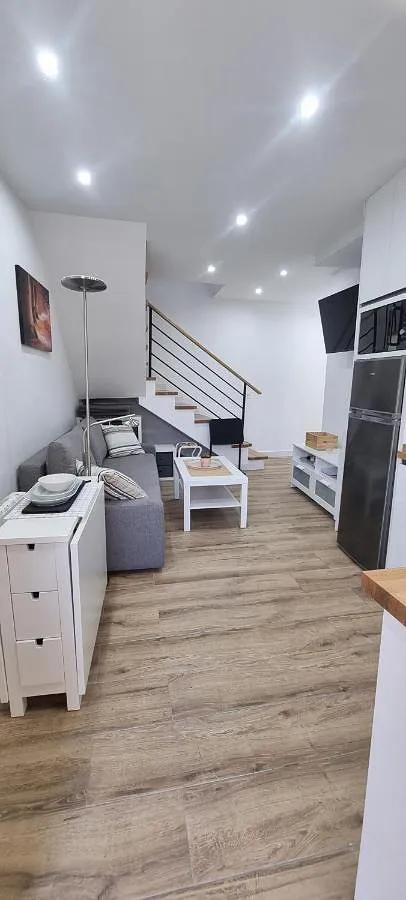 Apartamento de vacaciones para 4 personas, con vistas y jardín - 1