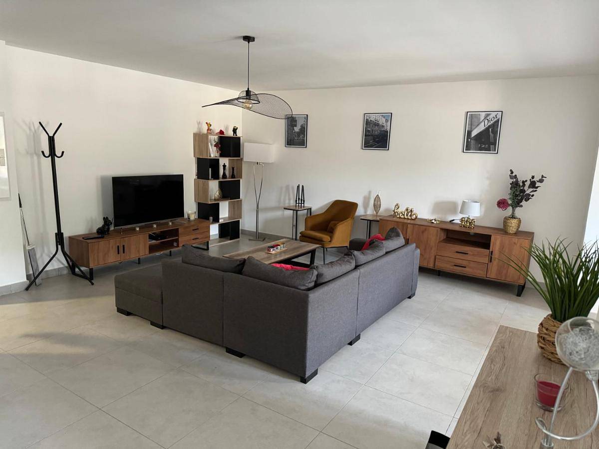 Appartement entier, Magnifique T3 les hauts du port Bonifacio in Bonifacio, Arrondissement de Sartène