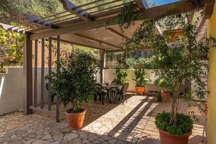 Location de vacances pour 4 personnes, avec Balcon et Jardin en Sardaigne