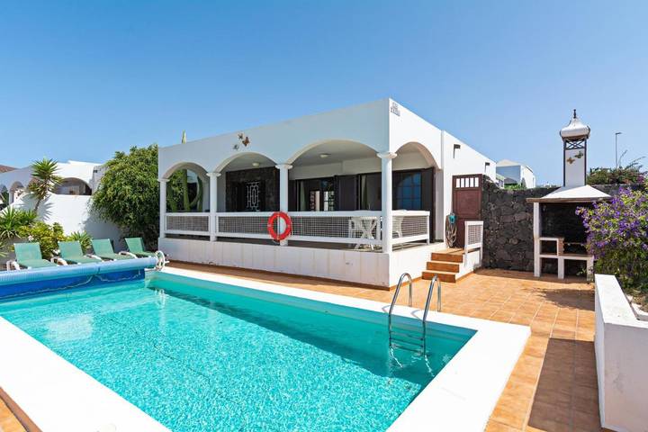 Chalet para 6 personas, con jardín además de piscina y vistas - 1