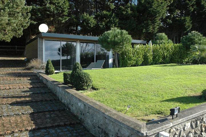 Gîte pour 4 personnes, avec piscine et jardin - 1