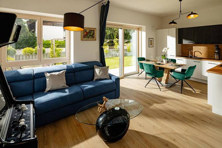 Vakantiewoning voor 4 personen, with Terras and Tuin as well as Sauna in Auer