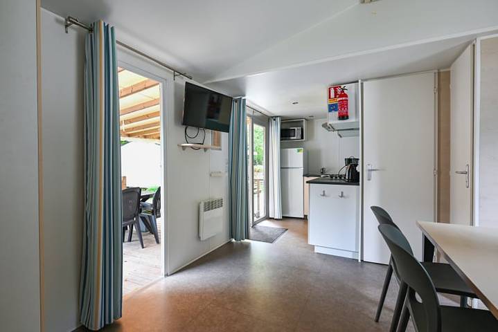 Caravane pour 4 personnes, avec balcon/terrasse et terrasse à Le Bourg-d'Oisans - 4