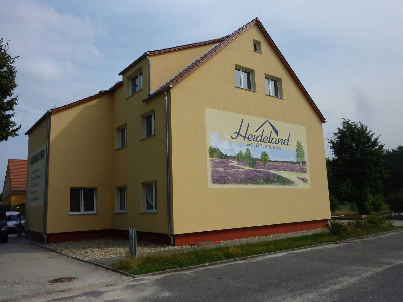 Ganze Ferienwohnung, Heideland Gaststätte & Pension - Ferienwohnung 1 in Bärwalder See, Boxberg (Oberlausitz)