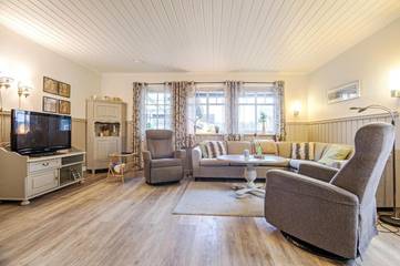 Gîte pour 3 personnes, avec balcon à Leknes